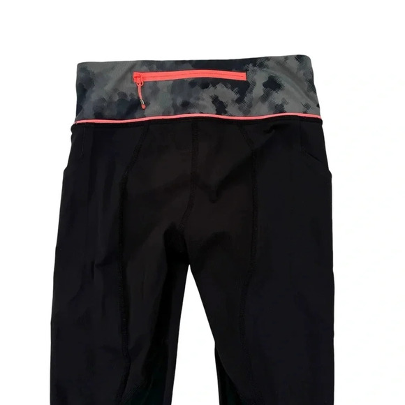 Lululemon Pace Rival Crop 22” Black Blooming Pixie Slate Coral Size 2 - Picture 5 of 10